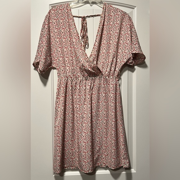 Small floral sundress - Picture 3 of 3